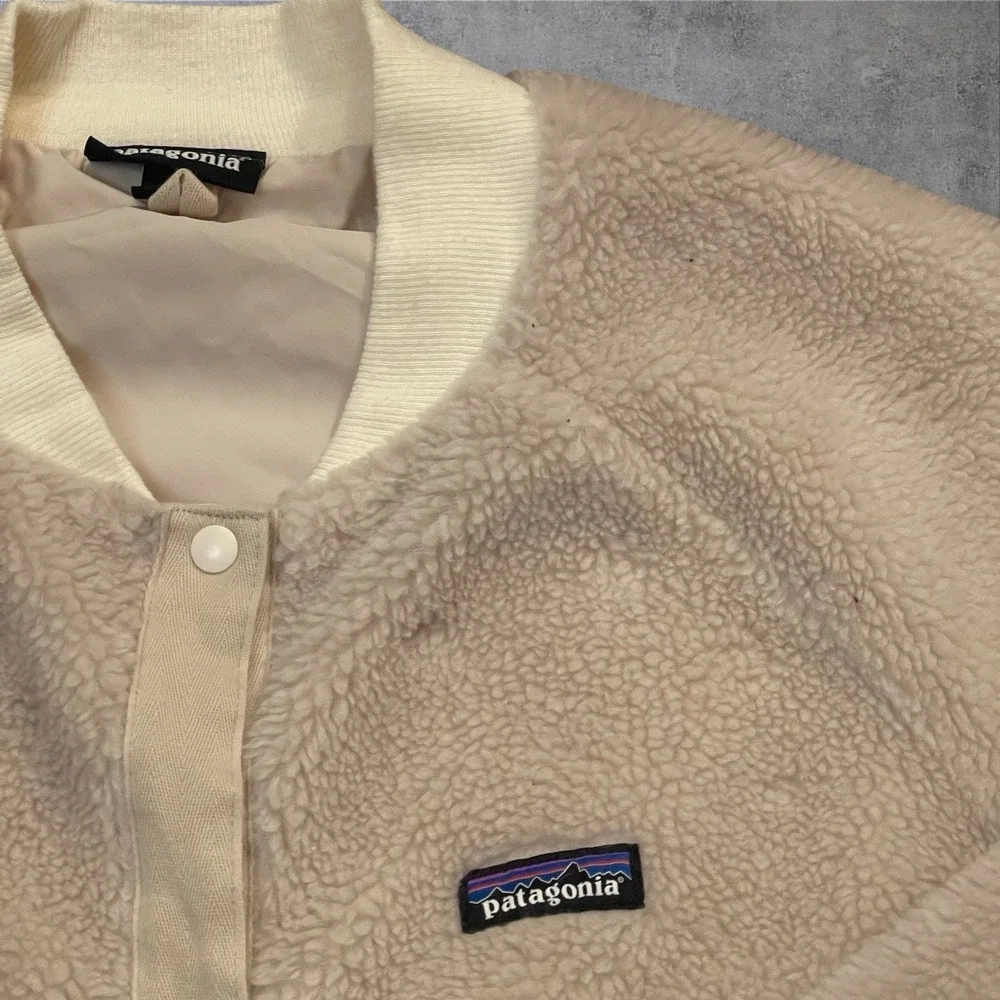 Patagonia Woolyester‎ Sherpa Bomber Jacket Womens XL Recycled Wool Oatmeal Beige